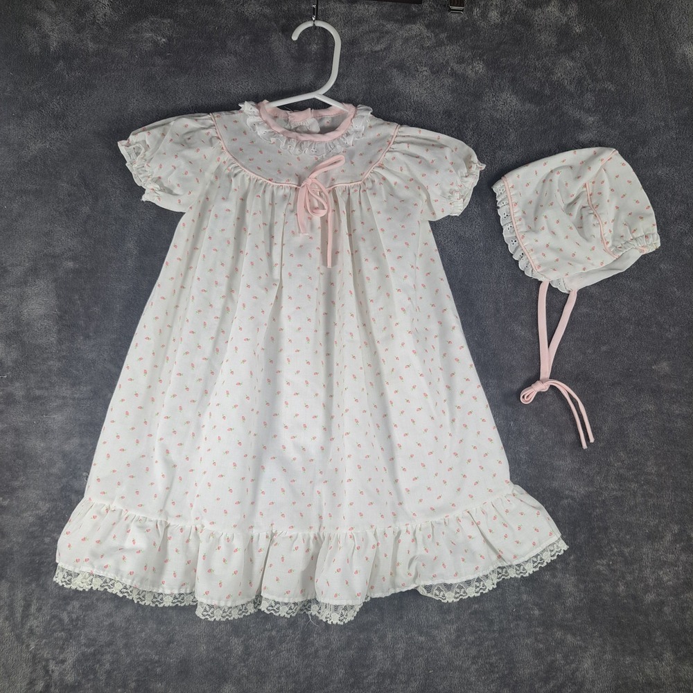 VTG Alexis White w/ Pink Rosebud Dress Gown & Bonnet Baby Girl 3 Month Girly USA